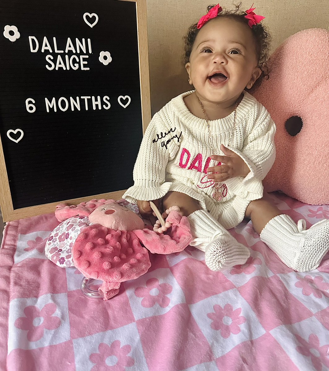 _thatpretty__mf's tweet photo. my chunky monkey is 6 months. 😭❤️ https://t.co/9Dho1Ua5cO