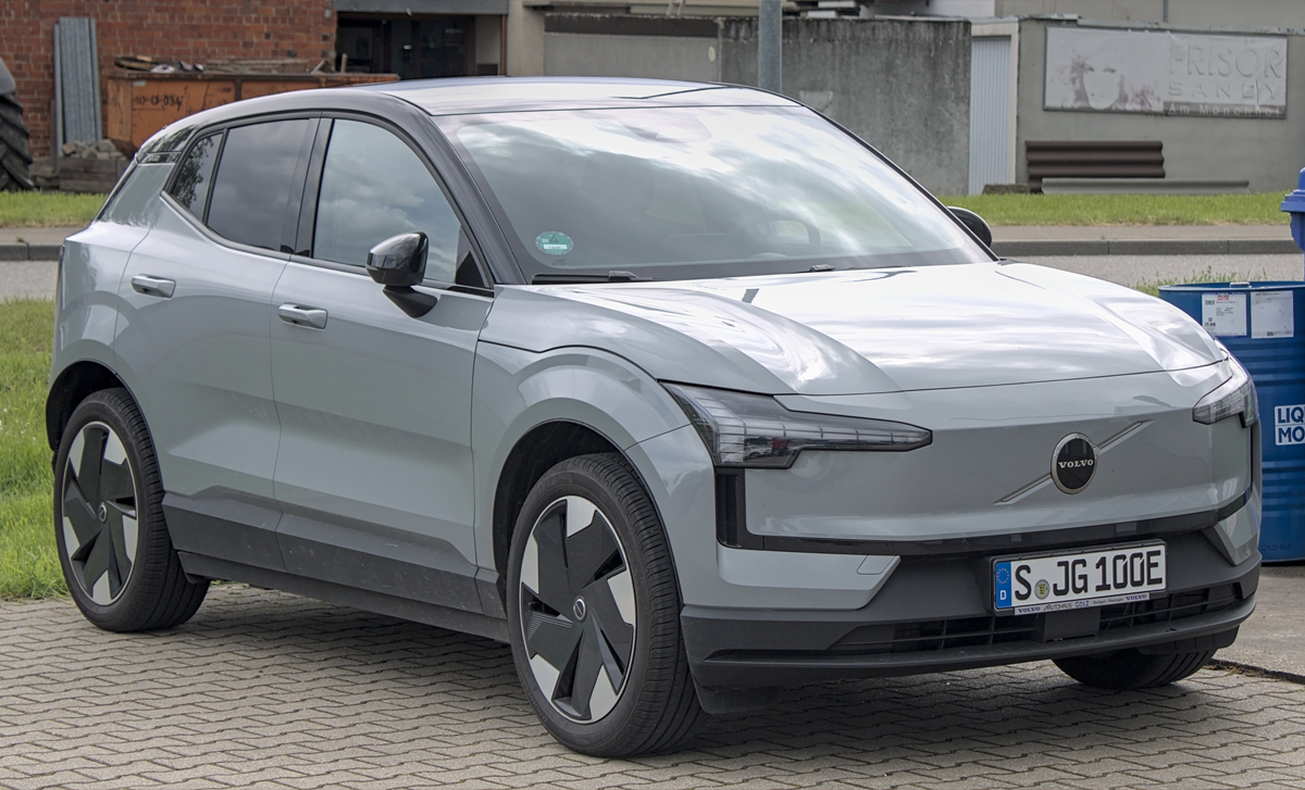 365Reportes's tweet photo. Volvo llama a revisión a su auto eléctrico EX30 en México por posible falla en la batería
https://t.co/2YFzxRcHTb https://t.co/3pbX2Ju2xt