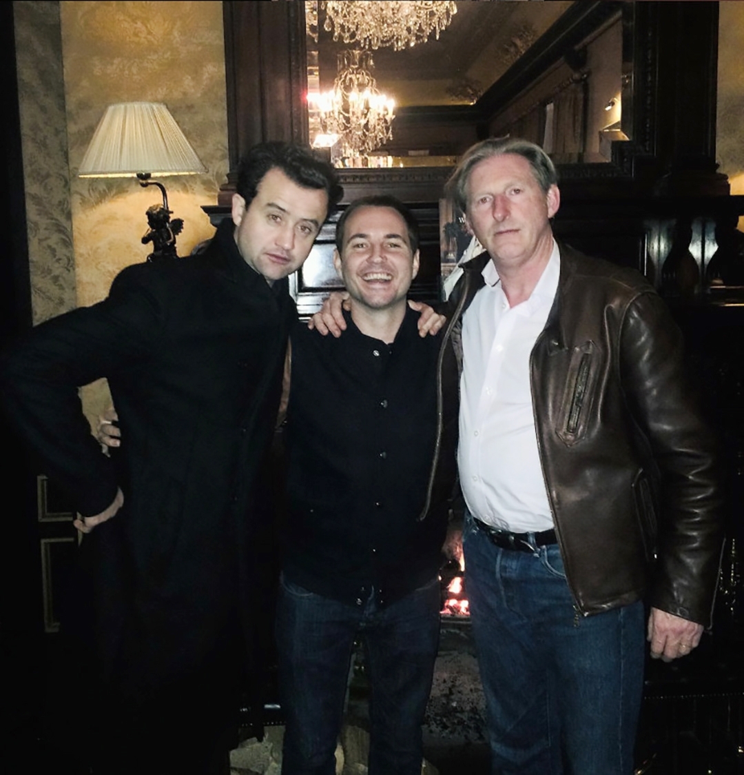 Team_Compston's tweet photo. PIC OF THE DAY
This shot was taken while Martin, Adrian and Daniel were out and about in Belfast after spending the day recording Daniel's mammoth interrogation scene for LOD3😌

~ July 2015
📸 : Daniel Mays

#MartinCompston @martin_compston #LineOfDuty https://t.co/TibTsDEdDR