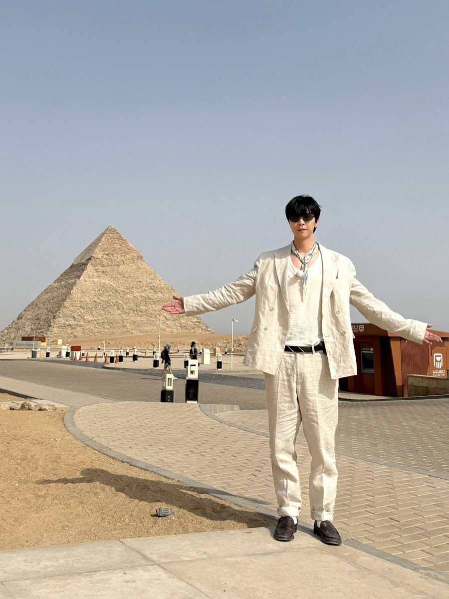 NCTsmtown's tweet photo. ◢╲🔆

#JOHNNY #왕자와거지
#NCT #NCT127 https://t.co/9sxQioYNcq