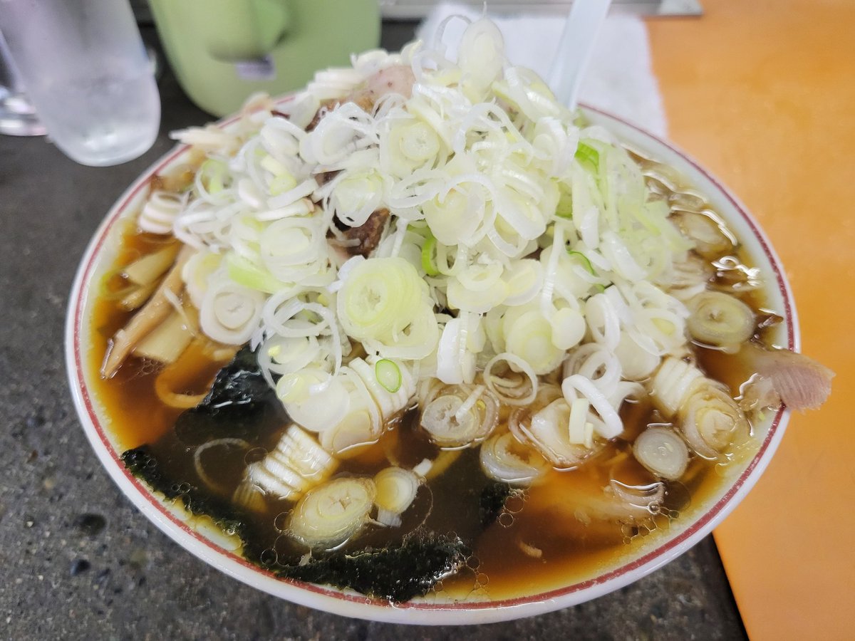 youfwji's tweet photo. 養分補給も兼ねて3ヶ月ぶりくらいの青島！(駅前)。いっぱいtpgしたらお隣の方に声をかけられる😌三条からわざわざ食べに来られれいました。#青島食堂 https://t.co/OSwbkUxSYM