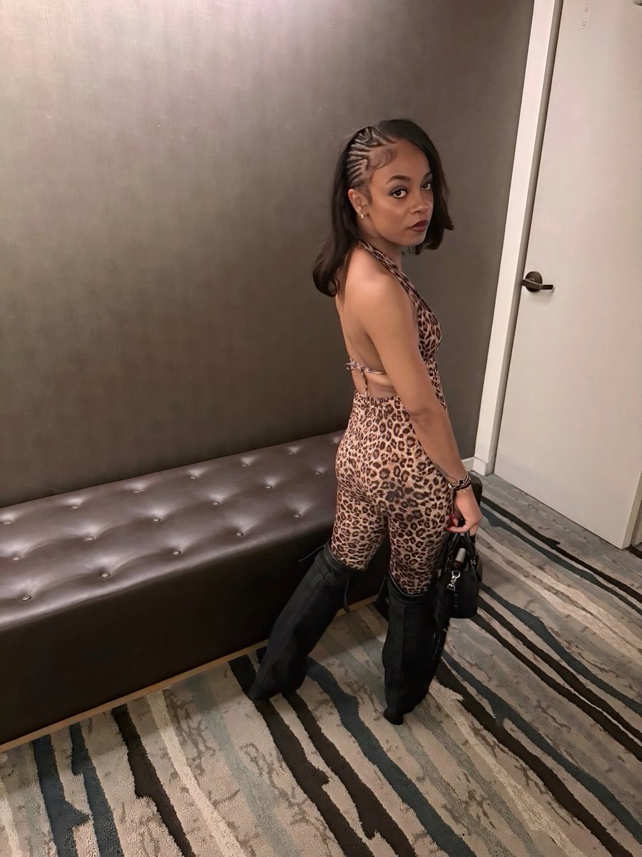 Rawwfrmla's tweet photo. What print? 👀 https://t.co/BuH2LZ1RXh