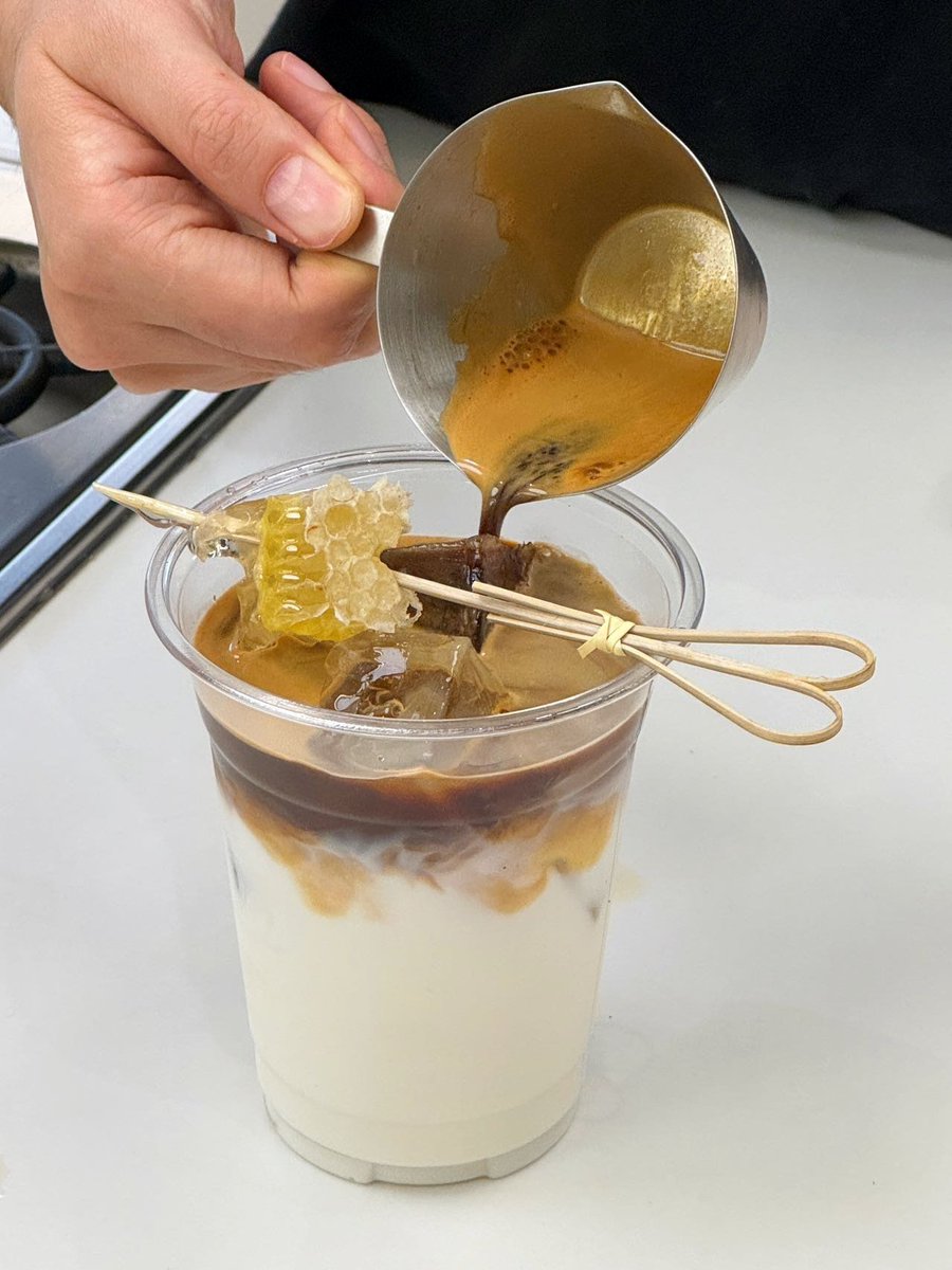 DrenchedZ's tweet photo. [Tried a hyper-local cold brew infused with honey from a rooftop apiary today—coffee + community magic in every sip!]， https://t.co/3TzBY0sS9A