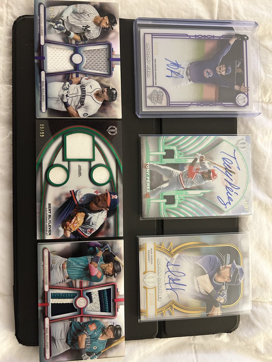 WayDollar's tweet photo. @CardPurchaser Early bird gets the rips #TopsTributes2026 https://t.co/MGL7LL35U1