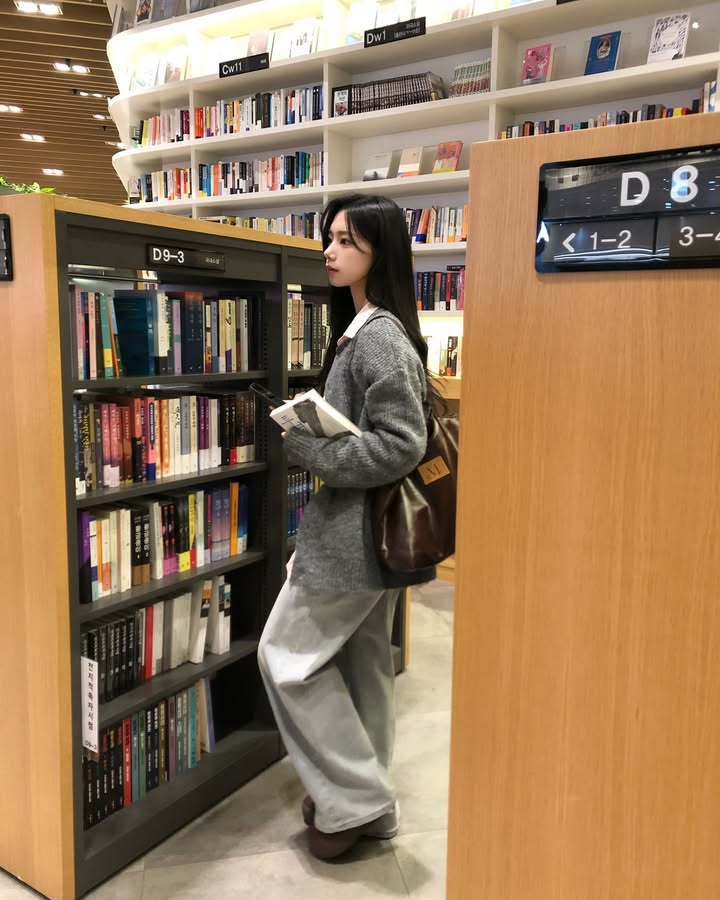 rezav647's tweet photo. 요즘 사는 맛 😋📚🤍
#트친소 #일상계트친소 https://t.co/Nc65JuJmyQ