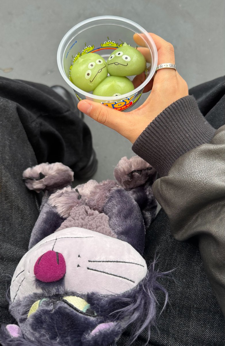 mru_i07's tweet photo. 9月ディズニー行けるのモチベ⭐️ https://t.co/TCzLm99xsn