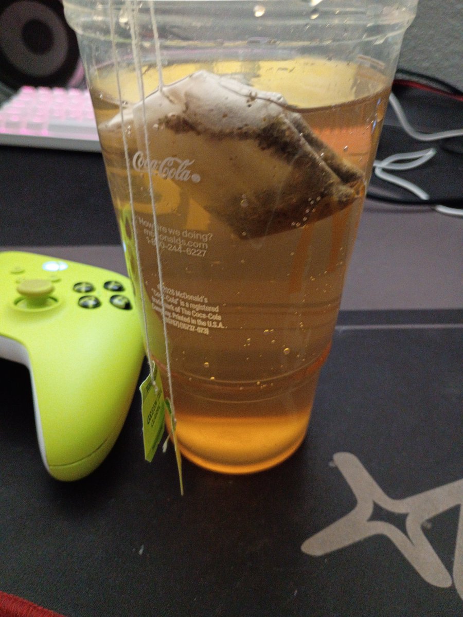 Cake_Kee_'s tweet photo. Just buy samurai shodown for Xbox online for $9
And time to gave it a try
.
. I got my green tea
And. Ready to play
#greentea
#nativegaming https://t.co/5OeB0SCfAL