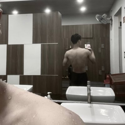 ahaha0339's tweet photo. #ẢnhHồsơMới https://t.co/Qhb8UEY2tw