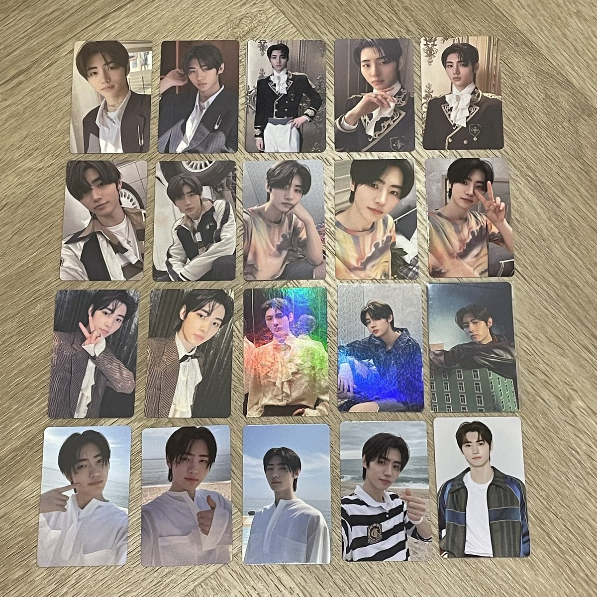 jjshopsale's tweet photo. กองเหมา ซองฮุน 40 ใบ 6,500 รวมส่ง ems ค่ะ

#ตลาดนัดenhypen #ตลาดนัดเอนจีน https://t.co/kttg5TnTfs