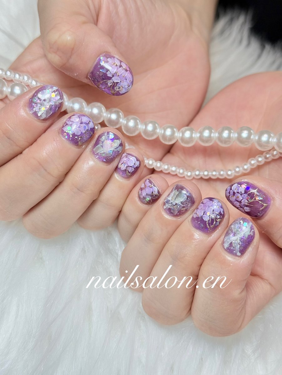 nailsalon_en's tweet photo. #フラワーネイル #フラワーアート 

💙･:* .🫧.: 💙 ･:* .🫧.: 💙･:* .🫧.: ･♡:

【1ヶ月の心のお守りになるようなネイルをご提供🫶🏻❤️‍🔥】

お客様もその先の方の縁を大切に。...

詳細はこちら↓（ネイルブック）
https://t.co/SS4IR5OoPD https://t.co/Hy0hYDnFC7