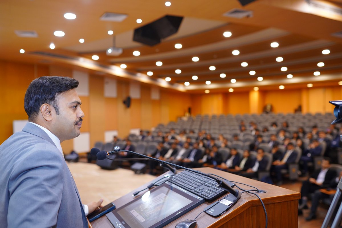ICAI_Placement's tweet photo. #ICAI #ICAIPlacementDirectorate #IIMKozhikode #MDP #CARankHolders #LeadershipDevelopment #FutureLeaders #ManagementDevelopment #ProfessionalExcellence #LearningToLeadership #CharteredAccountants #LeadershipJourney #CareerGrowth #ExecutiveLearning #ICAIEvents https://t.co/6ZVvOKZasT