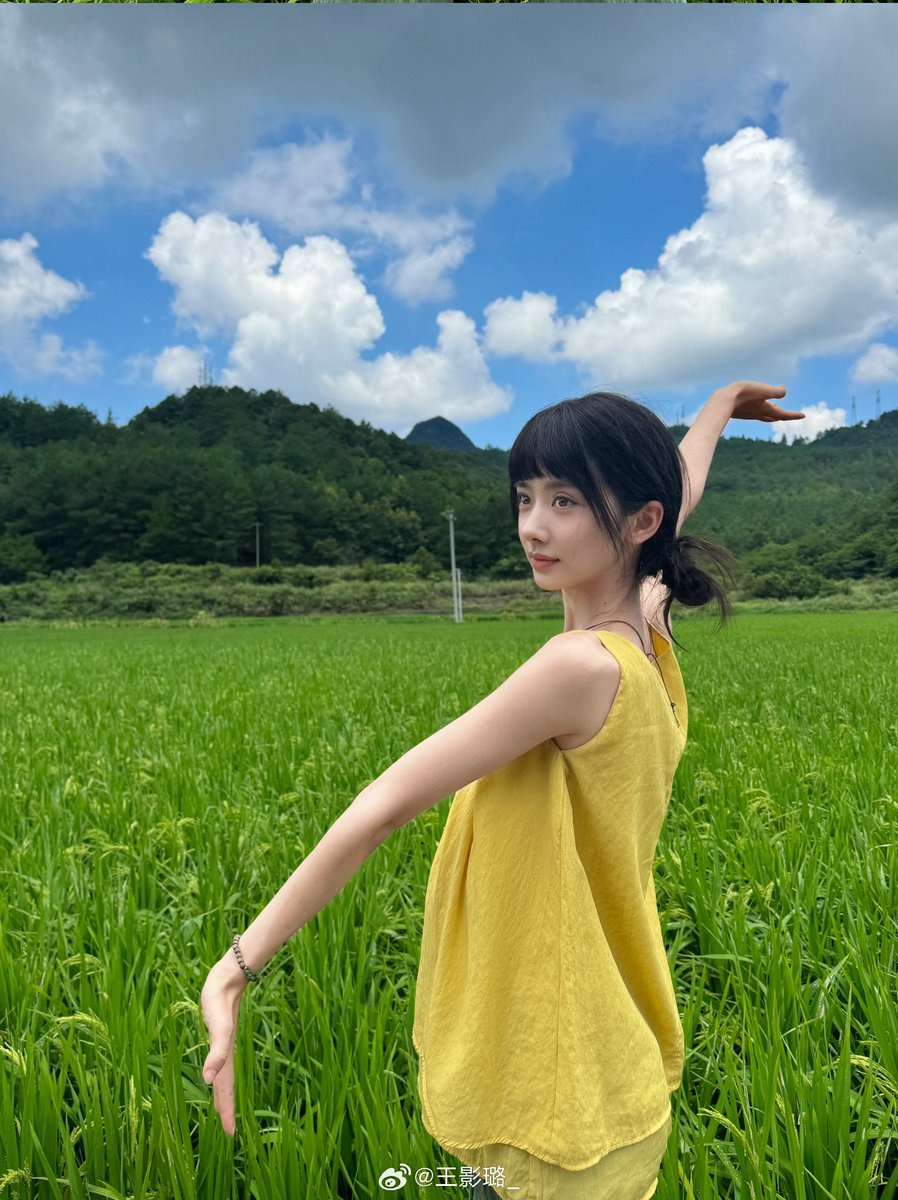 Sun_Mirae's tweet photo. Kuning imut secerah matahari ☀️

#WangYinglu #Yinglu #XiaoFang https://t.co/8WjnXMbNG1