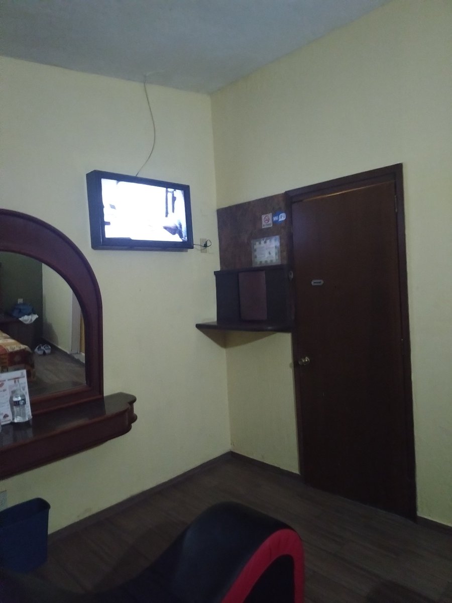 Fernandaypedr09's tweet photo. Ya instalados quien llega https://t.co/wOS2zHzPnm