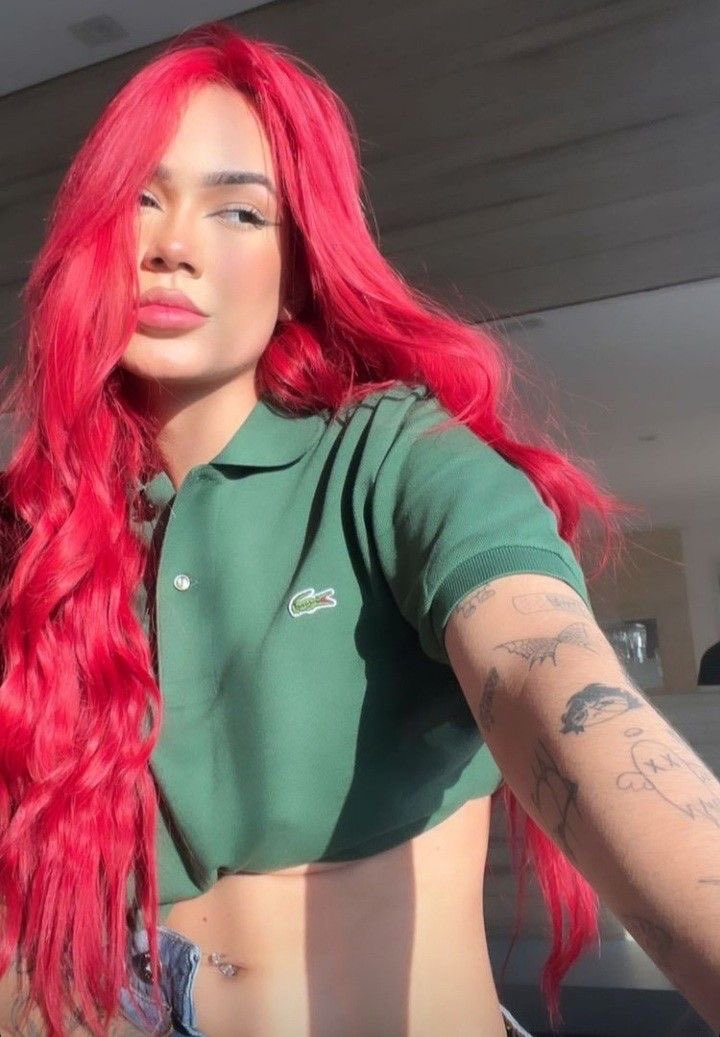 sweetpxrns's tweet photo. 𝐆𝐥𝐚𝐦𝐨𝐮𝐫, 𝐝𝐚𝐧𝐜𝐞 𝐚𝐧𝐝 𝐥𝐨𝐭𝐬 𝐨𝐟 𝐬𝐮𝐧 ☀️💋 https://t.co/48l4TW1WVa