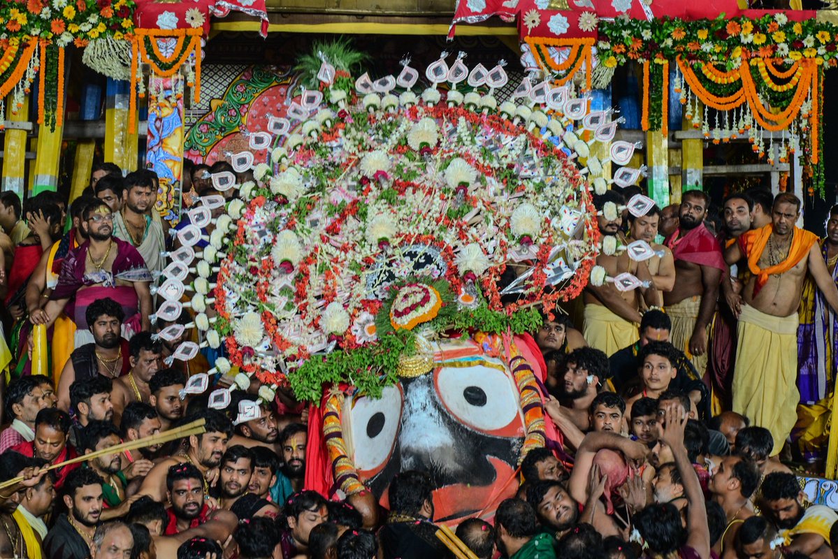 arvindpadhee's tweet photo. With the timely completion of all the sacred rituals, from Ghosha Jatra to Niladri Bije, this year’s #RathaJatra has come to a divine conclusion. It is all by the boundless grace and blessings of Mahaprabhu Shree Jagannatha. 🙏 https://t.co/Su709zaM6j