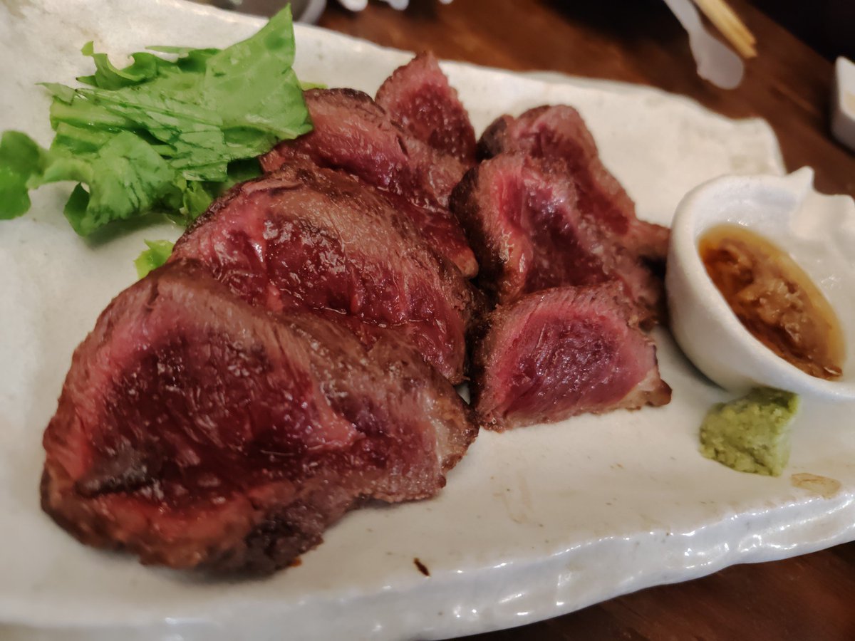 chai_writer's tweet photo. 昨夜は馬肉三昧でした。馬肉ヒレ最高〜！ https://t.co/aln5NGnQI8