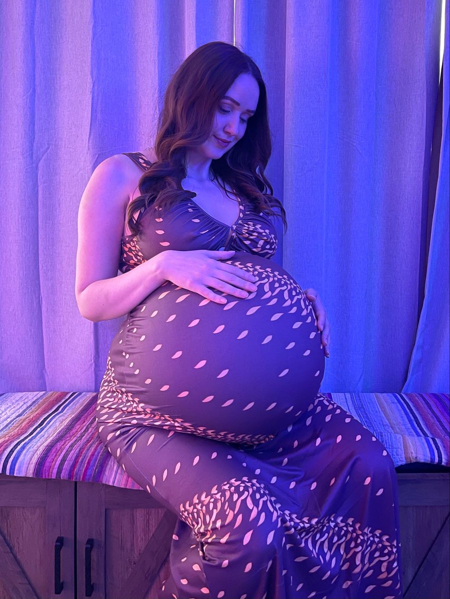 neoncloudd9's tweet photo. Bursting at the Seams https://t.co/FppLCmM8P6