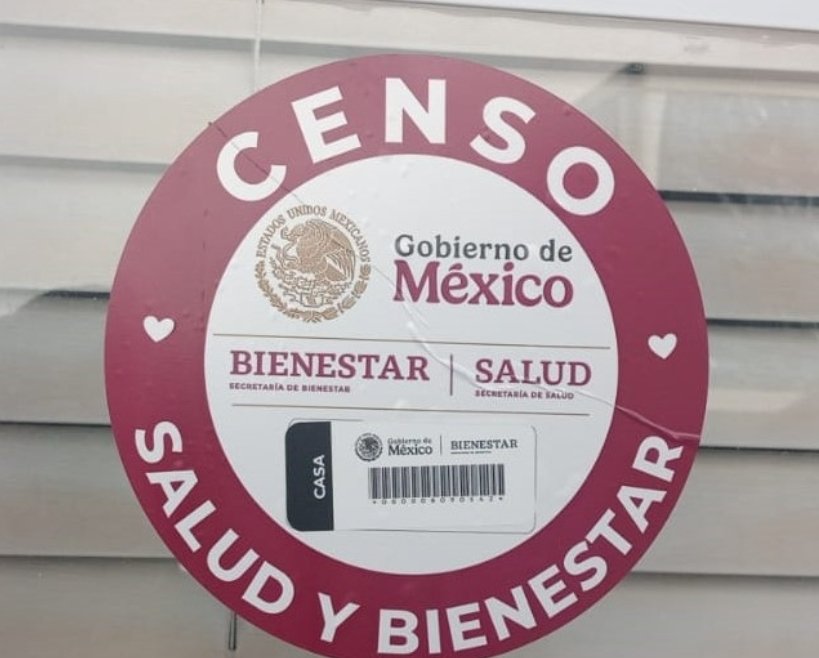 guiIIermop's tweet photo. @LPickles_31 @LiuPoold @JVR_TRII @paulakanki @VigiaCiudadano7 Esas fotos que? Imbecil
Primero que de chile, luego que de Guatemala. No sabia que en esos paises usaban esta puta calca del censo https://t.co/lwPic7A4mD