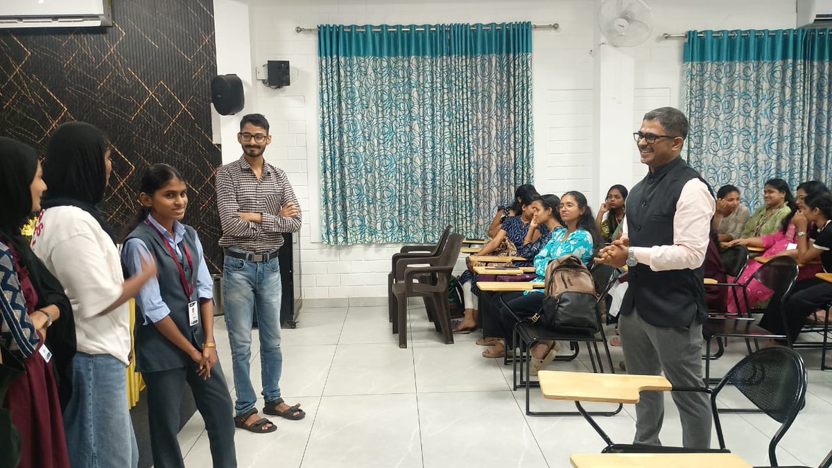 distcollege's tweet photo. DiST Placements &amp; Corporate Relations (DPCR) successfully hosted an Industry Expert Talk – Beyond Academics featuring Mr. Rajeev Srinivas, Region Head – Academic Alliances Group (Kerala), TCS. https://t.co/MCNs27rZHN