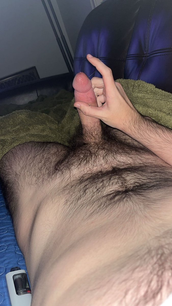 kinkycupcake666's tweet photo. Lick up my juice 😈 #gay #hairy #bush #precum #edge #otter https://t.co/O3UH6ahMsH