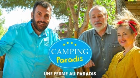 TF1Pro's tweet photo. #Audiences @TF1
#Leadership pour #CampingParadis avec :
📌2.4 M de téléspectateurs

Et de beaux scores sur cibles sur les 2 parties :
✅22 % de PdA sur les FRDA-50a
✅22 % sur les 25-49a
✅28 % sur les 15-24a
✅26 % sur les 15-34a

La série est à retrouver sur @tf1plus 🏕️ https://t.co/xoRZntXuox