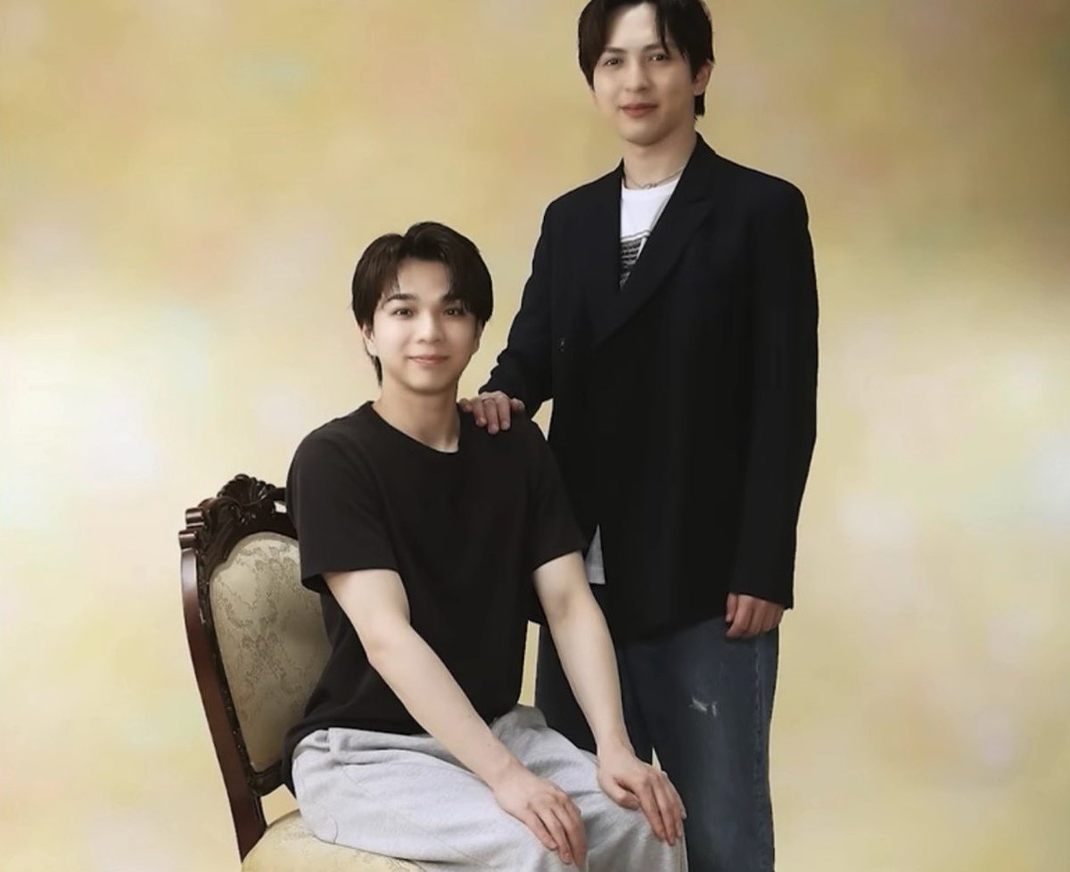 aik736's tweet photo. 最初はパパと息子感とかCEOと右腕感だったのに
仁人くんがかがみだしてからどんどんママと息子にしか見えなくなっていったwwwwwwwwwwwwwww https://t.co/zES5ZPTTdo