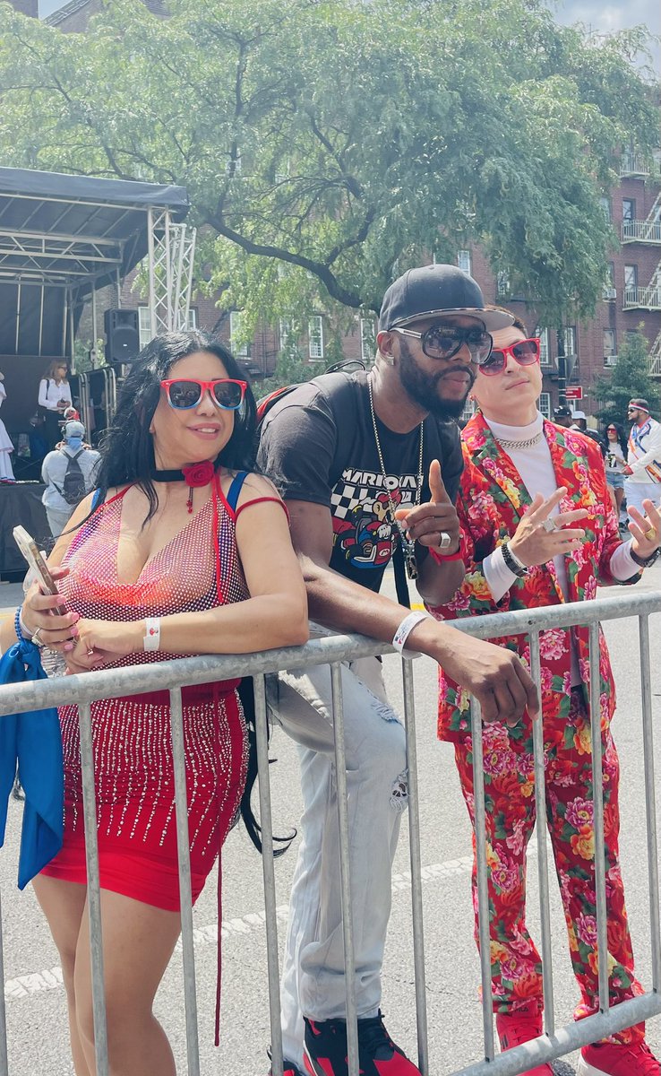 STALINBMUSIC's tweet photo. @stalinbmusic hoy en la gran parada Dominicana del Bronx Ny.. #falle nueva música.
Link on my bio 👇
https://t.co/tLLpoLHHr1
https://t.co/7vMaKalDV8
sandycflow @stalinbrecords @nochesdediversionesconsb @sandycflowrecords @sandycpromotions @sandycflowfans @activa80fm @telemicrointernacionalhd 

@mrgoodvybez @elvinpolanco @felipefebles @iamblackrosenyc @_yolimayoli @la_unica169 @miguellyjonq @vocesdistintas @promotediting