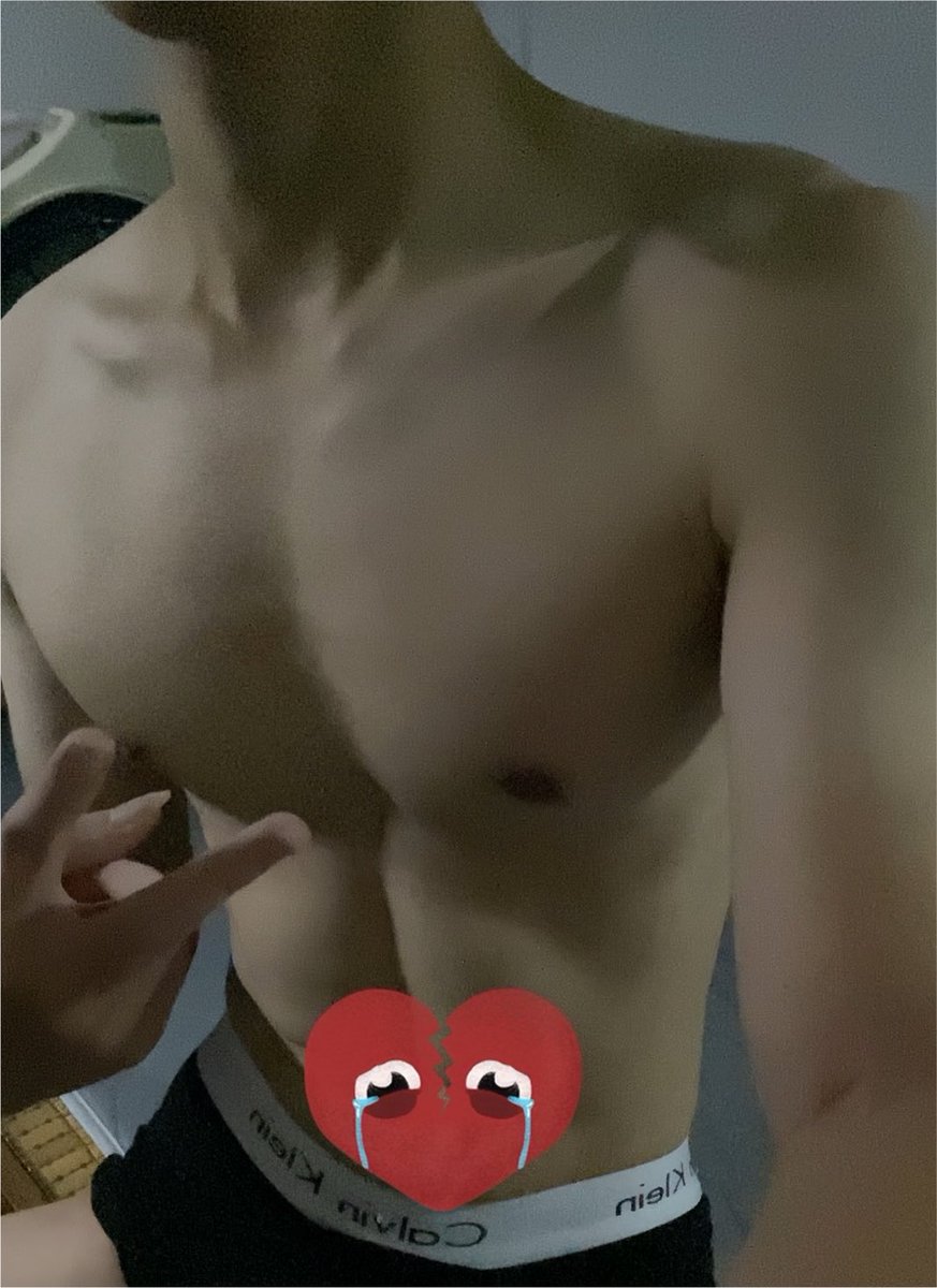 Namxtd's tweet photo. big pig😤 https://t.co/tRnFVfEZ5l