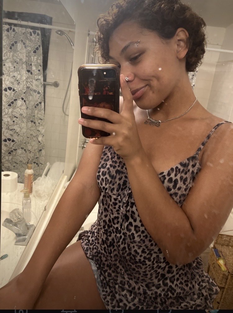 Cocalayla420's tweet photo. https://t.co/ZHjac9AjxC