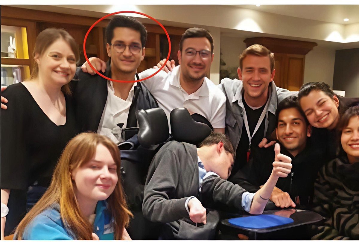 AmitLeliSlayer's tweet photo. Saurav_Das, spokesperson of CJP along with him is Norwegian journalist Haale_Ling, who had created a ruckus in the press conference during Modi ji's visit to the Netherlands.

It wasn't the NEET issue; it was deep state toolkit to send the country towards Civil War 😲😱 https://t.co/TH3XijImGj