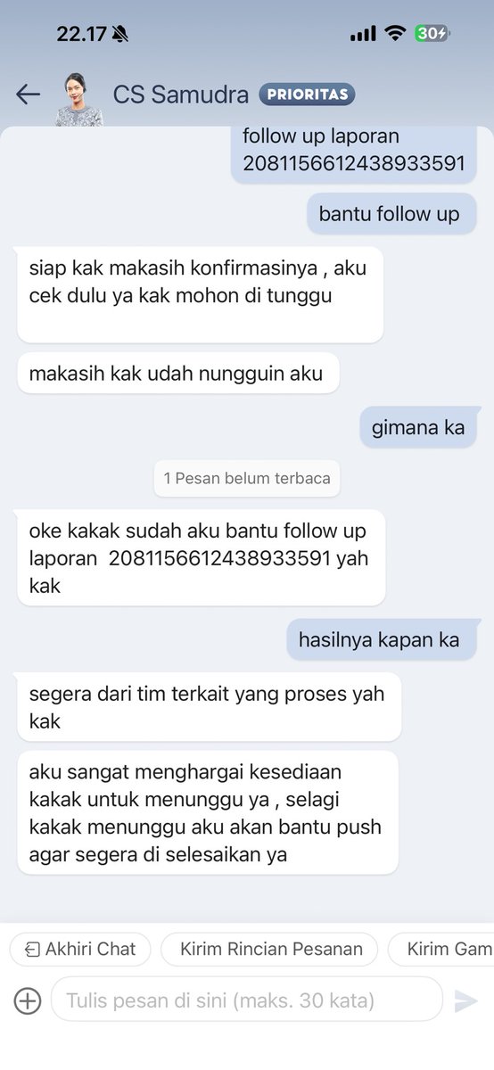 quinnevercry's tweet photo. bantu uppppp, shopee mau bangkrut hati2, jgn pakai shopee lagi gais😭😭 gada solusi jawaban tamplate @ShopeeID https://t.co/k2Gqzhqdhm