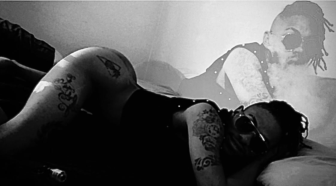 rydingstarrz's tweet photo. Did you miss me #LilBootysMatter #cloudy #gayclouds #tattoos #telegram #FaceDownAssUp https://t.co/PhoP5Pis0W