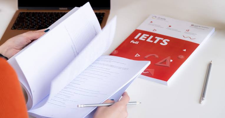 8PP99's tweet photo. 📢 هل تحلم بالدراسة أو العمل في الخارج؟ 
💡 اختبار IELTS هو مفتاحك للوصول إلى الجامعات والوظائف العالمية!
🔹 هل أنت جاهز لاختبار مهاراتك في اللغة الإنجليزية؟
تريد تحقيق أعلى الدرجات بسهولة؟لا تضيع الفرصة! انضم إلينا الآن واستعد مع أفضل المصادر والتدريبات
#السعوديه_العظمى https://t.co/c1CYHDWjwj