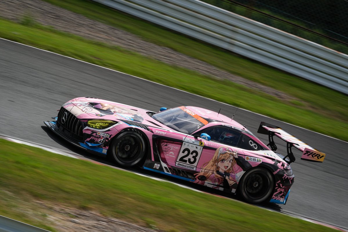 TK_KATAOKA's tweet photo. 先日のS耐AP大会はサバイバルレースの中でしっかりトラブルなく走り切れたことが最大の勝因となりました！シリーズポイントもしっかり稼げたので残りのレースも最終戦までしっかり走り切りたい！ https://t.co/taGL6cdqi9