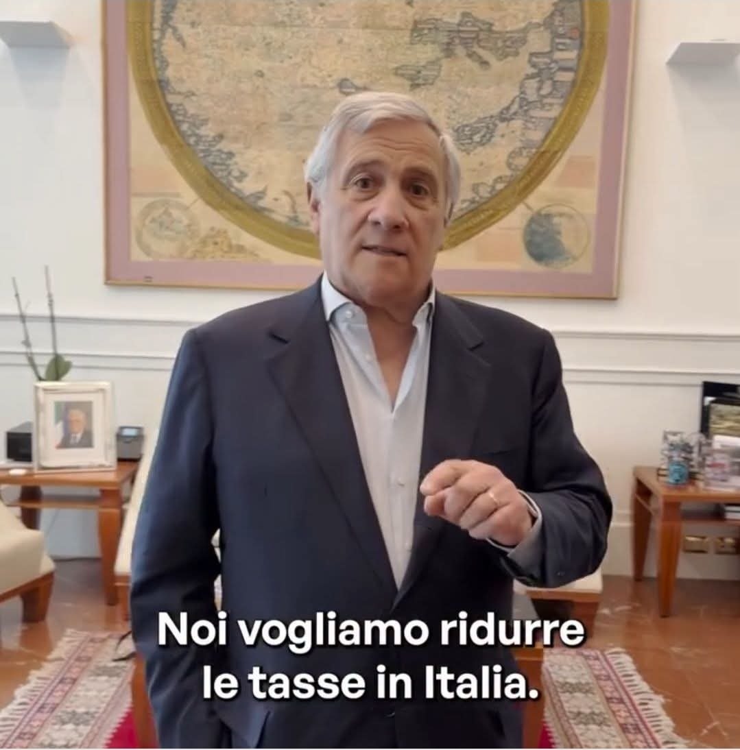 Antonio13869142's tweet photo. Tajani : se le tasse sono alte le abbassiamo, semplice.

Mai visto un politico così ridicolo nella storia italiana. https://t.co/cDJ6tV7ZXk