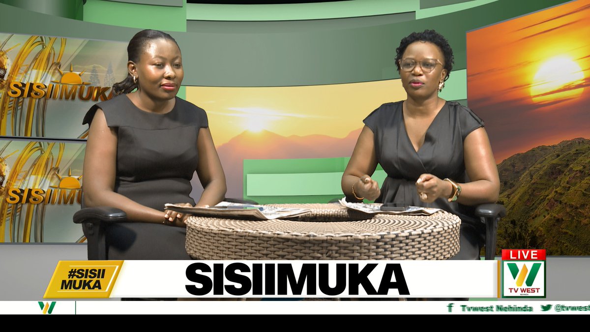 tvwestUG's tweet photo. #Sisiimuka || @JemimahAyebare  x @sistercharity42 
Muraire kurungi!!

Abanya-Uganda nibatoorana ba ceeyamaani LC1 eriizooba.

Kuratira prog yoona LIVE: https://t.co/yCC1TOI1KT

#Nehinda
#UGDecides https://t.co/84ieoN9kqz