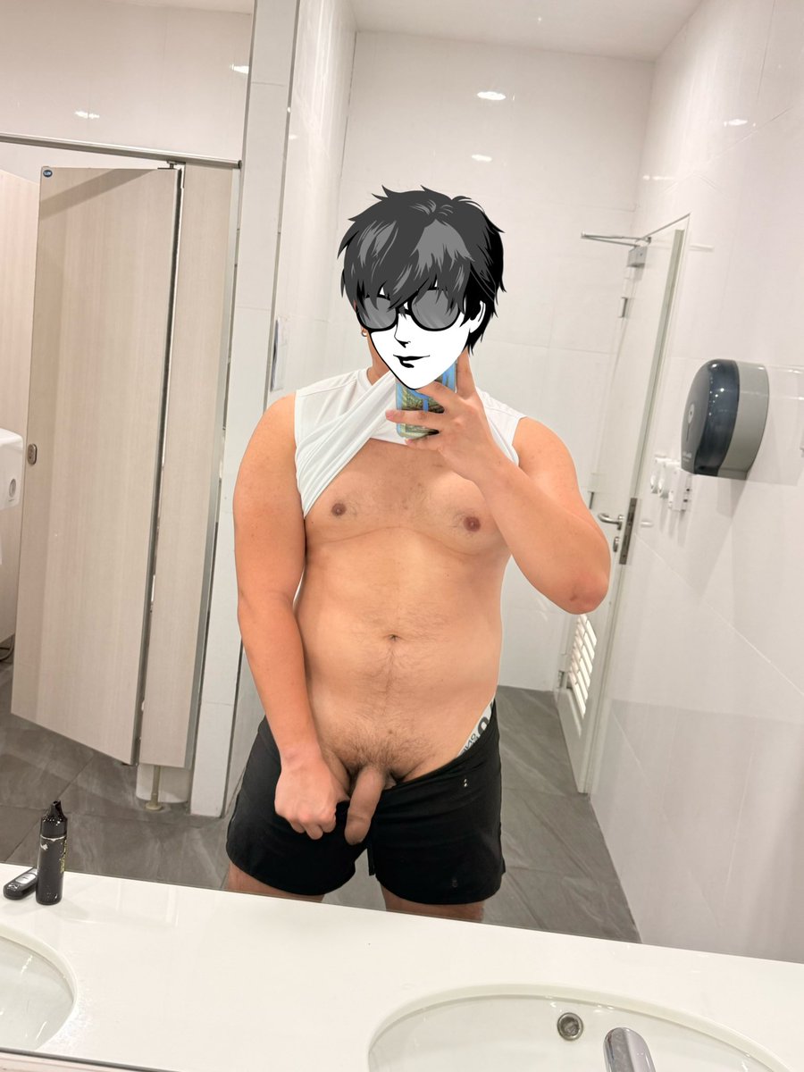 BearbearX56's tweet photo. ตื่นเช้าไปหน่อย แต้น้องไม่ตื่น 
เงี่ยนอยากซน 🥹 น้องไม่ตื่น เกิดไรขึ้นหน่อ🤣🤪 https://t.co/KO8MJCBpwY