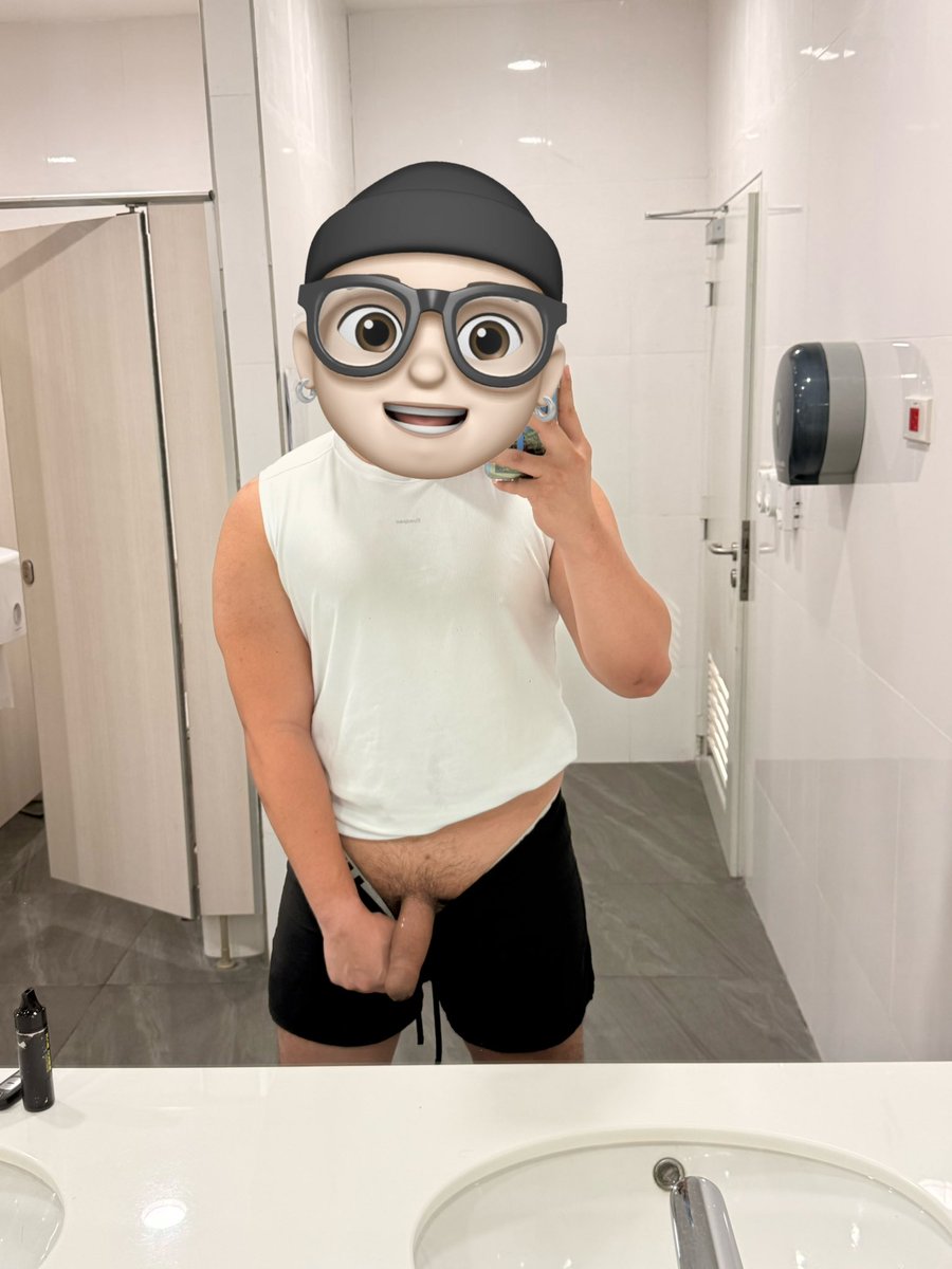 BearbearX56's tweet photo. ตื่นเช้าไปหน่อย แต้น้องไม่ตื่น 
เงี่ยนอยากซน 🥹 น้องไม่ตื่น เกิดไรขึ้นหน่อ🤣🤪 https://t.co/KO8MJCBpwY