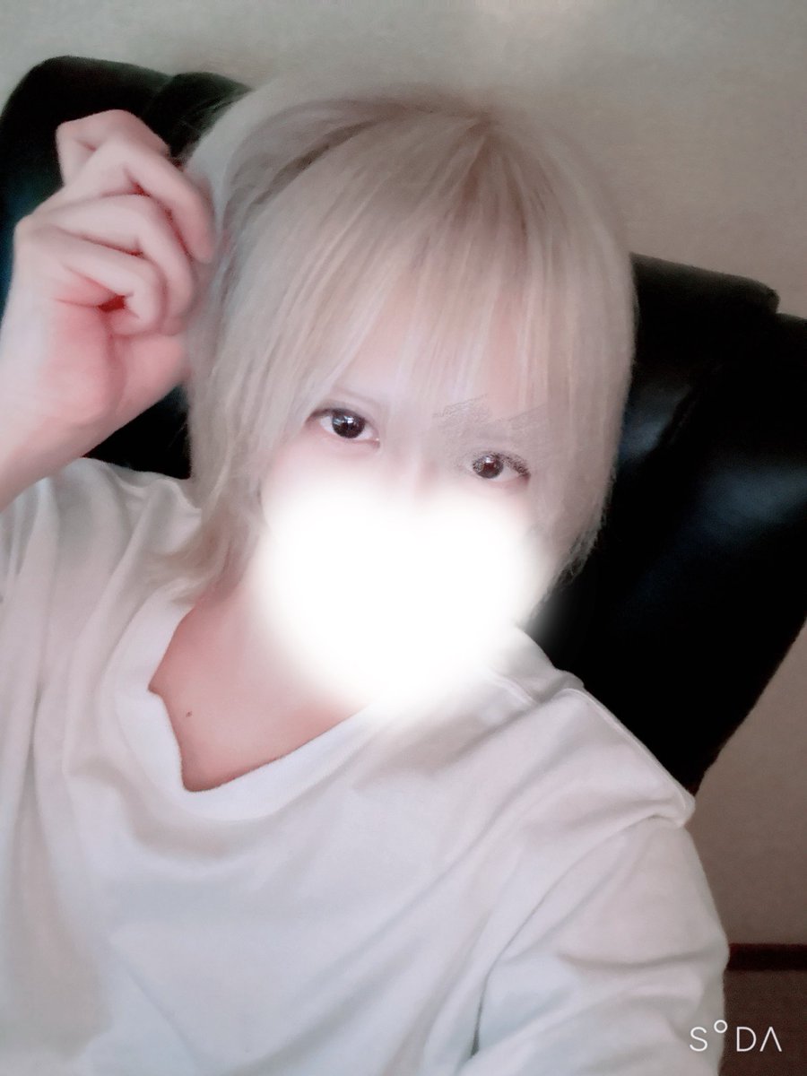 uzrkx's tweet photo. フォロワー減る覚悟でやる😭 https://t.co/uVEh0re4P2
