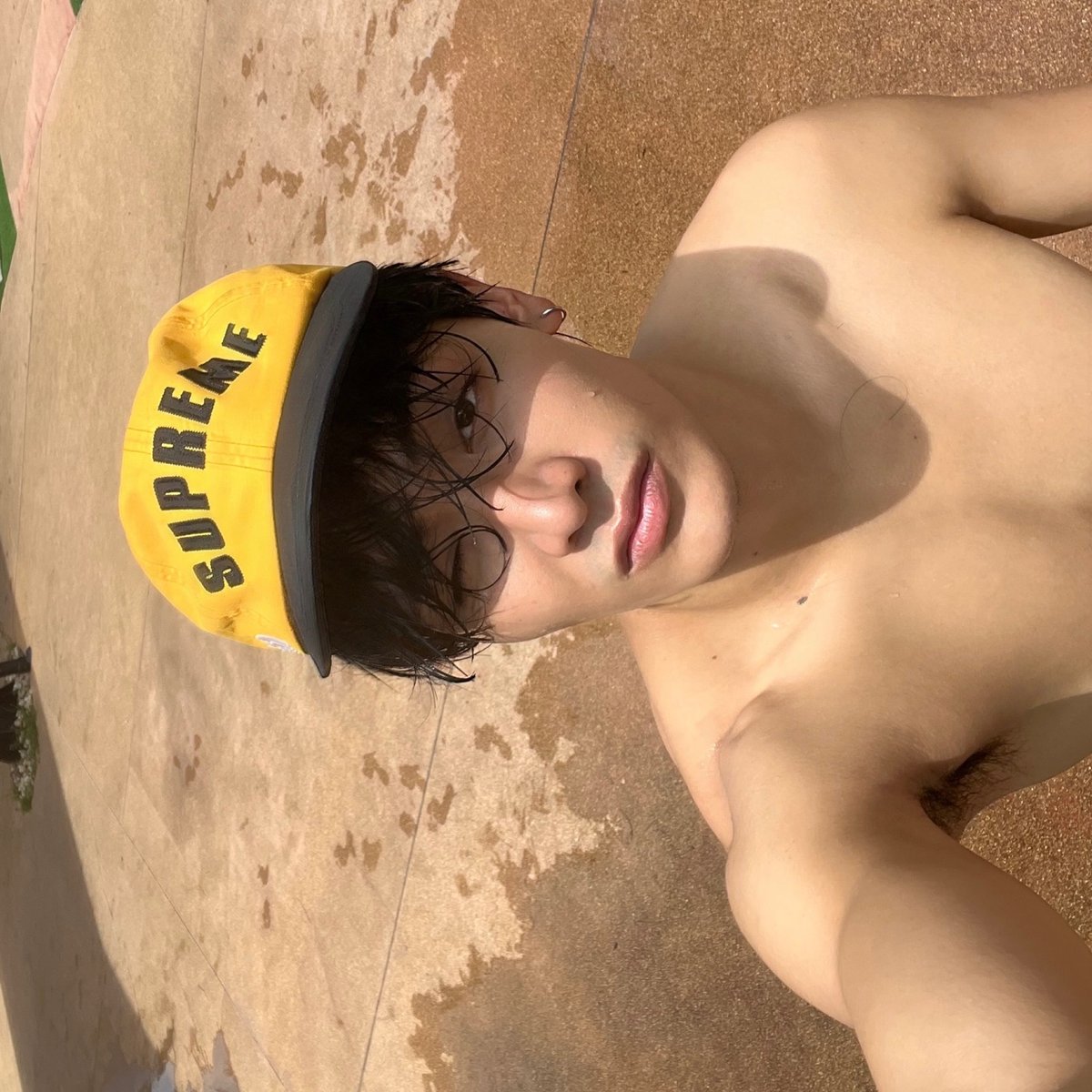 catlovesjd_'s tweet photo. I'M GOING INSANE WHAT IS THIS JOONG OMG?!?!? https://t.co/GwSEWo8O14