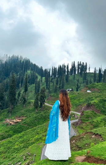 NoorYashma's tweet photo. Beautiful weather. Blooming streets. 🌸🍃✨
Nature always knows how to make every moment feel magical. 💚
#Islamabad #BloomingStreets #BeautifulWeather #NatureLovers #MargallaHills #Pakistan #NaturePhotography #SummerVibes #ExplorePakistan #PeacefulMoments https://t.co/K30m3rd8C1