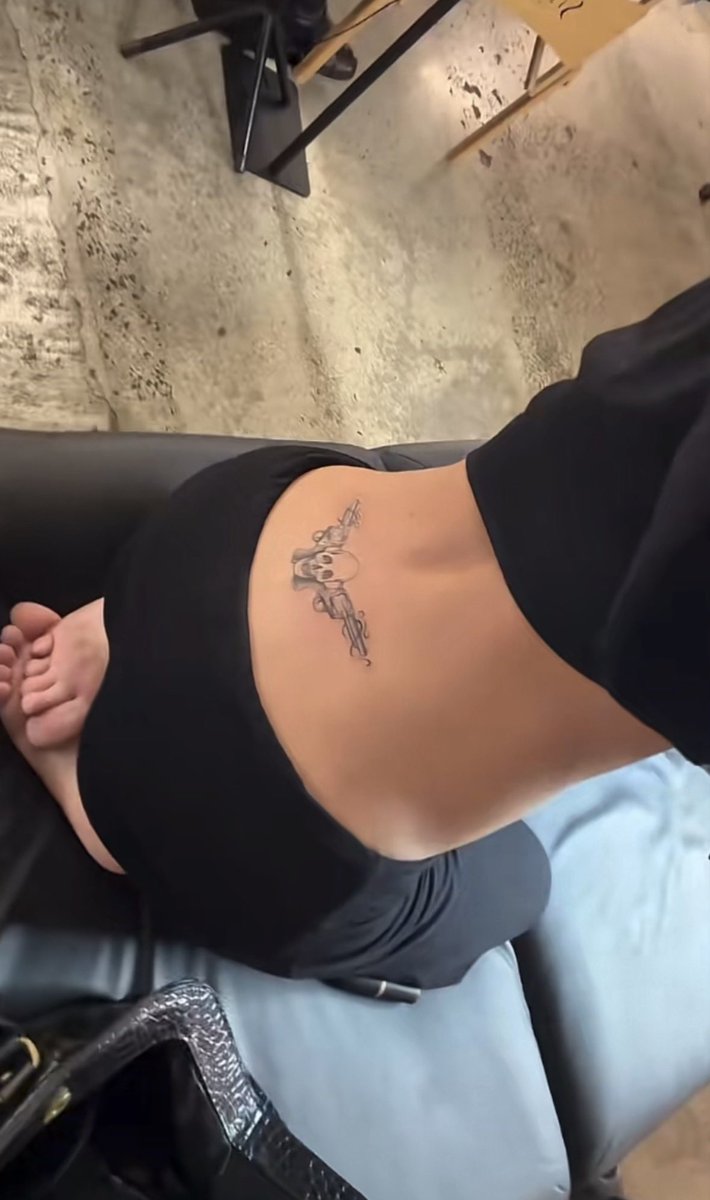 nbmbmluv's tweet photo. Nessa’s new Tramp stamp tattoo!! https://t.co/CJGxGxIZs4