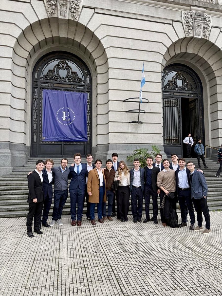 nicoirusso's tweet photo. Hoy tuvimos el privilegio de estar acá. Estuvo increíble. https://t.co/zptAECBqZD