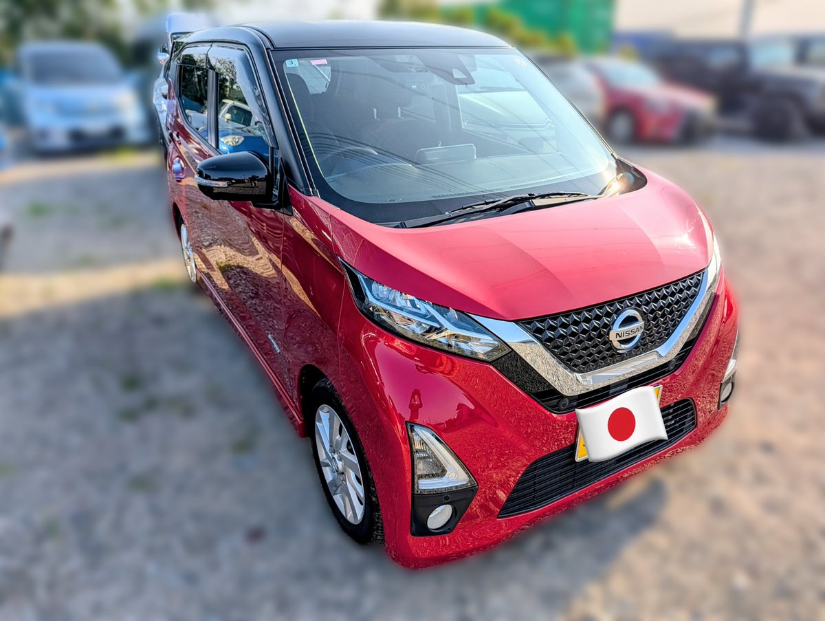 TeeGyosei's tweet photo. ぼっち事務所を開業して1年。なかなかの出費になりましたが、今後はこの子に活躍してもらいます🚗💨

シ●ア専用を彷彿とさせる赤いボディなので、今までの3倍‥もとい、1.3倍は頑張らねば💪
#業務専用車 https://t.co/clzVnjvXSg