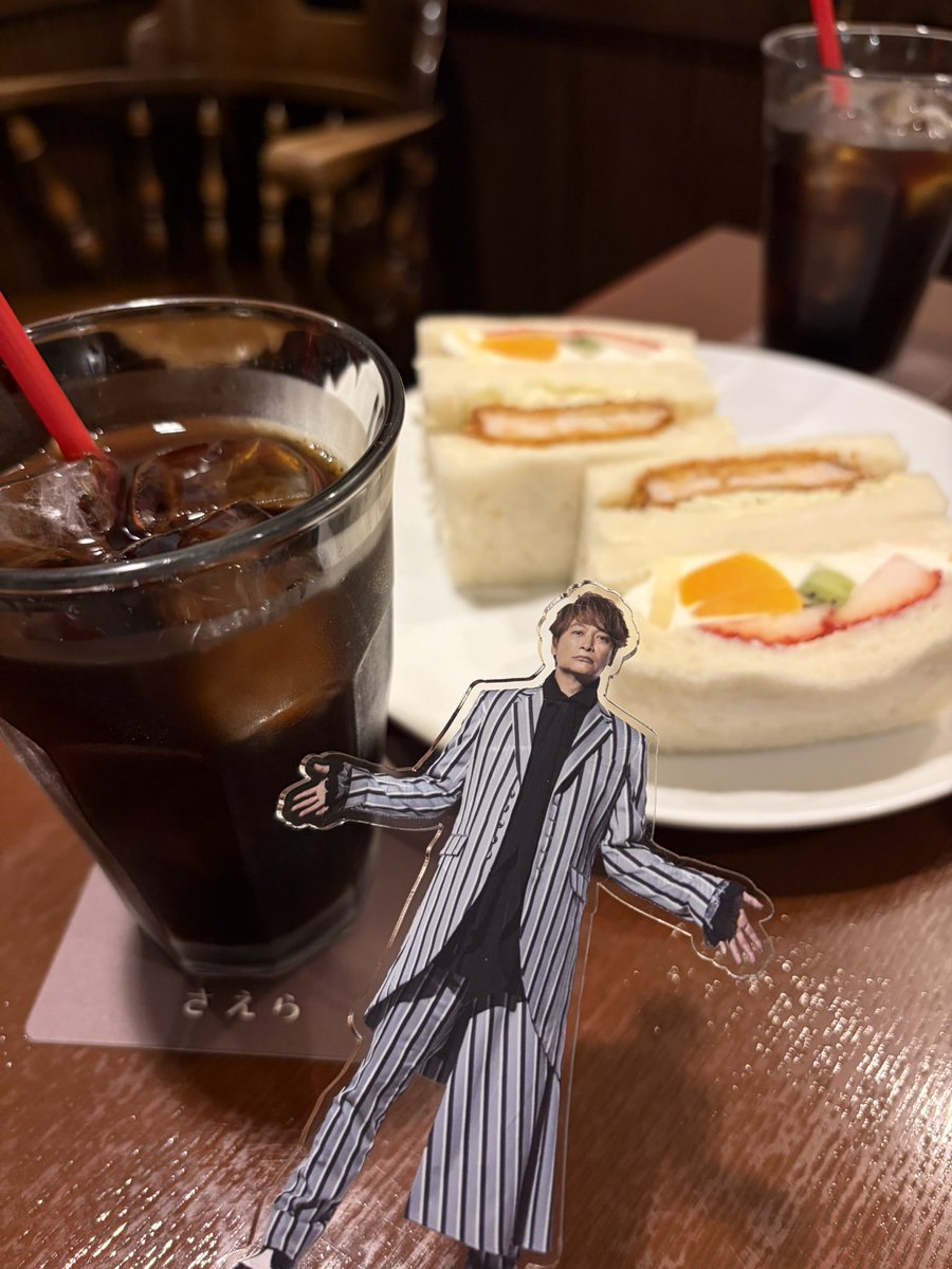 10up_yuumin's tweet photo. 札幌２日目昼夕公演の間に伺った
サンドイッチのお店さえらさんで
お店の方に「Chevonありがとう！」と言われて「いやいやこちらこそです！」「いやいや香取さんのお陰です」とお互い感謝を伝え合えました💚🐐🐐🐐
ほっこりなランチタイムでした🥰
#NAKAMAtoMEETING_vol5 
#香取慎吾 #Chevon https://t.co/2wxEzKi8pu