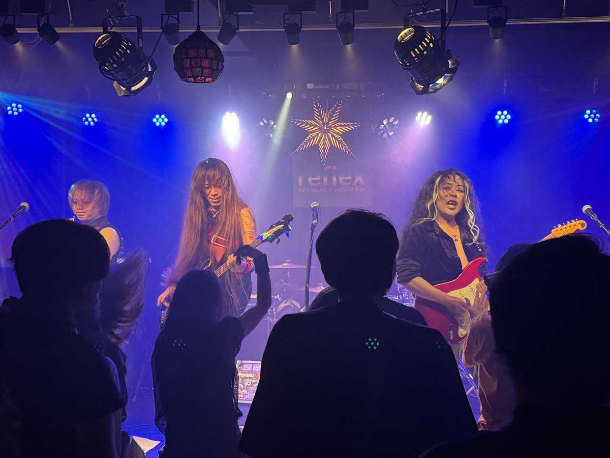 u_sr3's tweet photo. 日曜日のライブ楽しかった✧ \\(°∀°)// ✧
インスタとfacebookはあげたけど、こっちにもあげとこー！
みんなメインのSNSはどれなんでしょ？🤔 https://t.co/8LHT0DnVcT