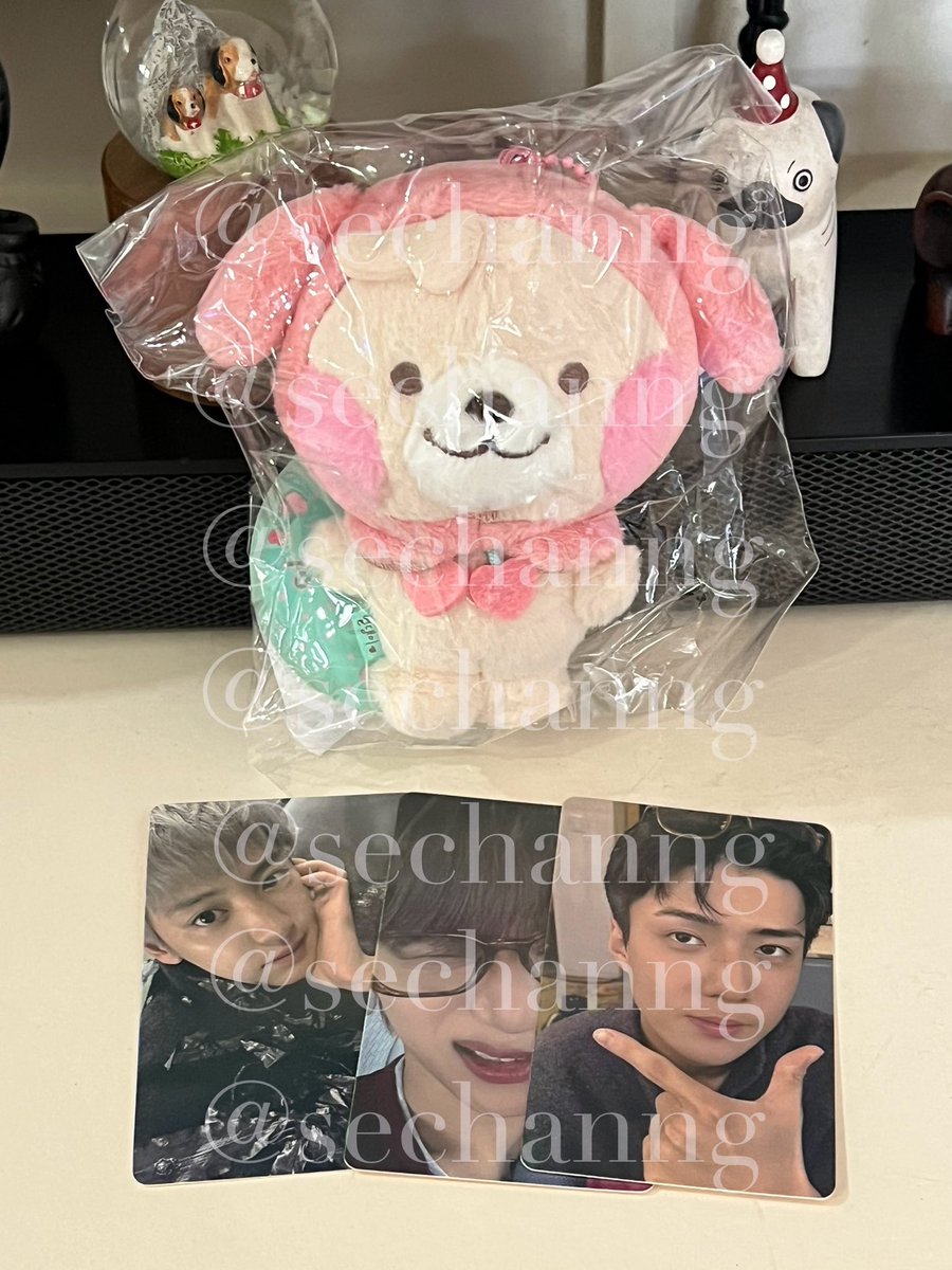 sechanng's tweet photo. received yeoldaengie po, my 24k gold labubu 🩷
tysm @ddao_ann !! https://t.co/aaEaunnFiy