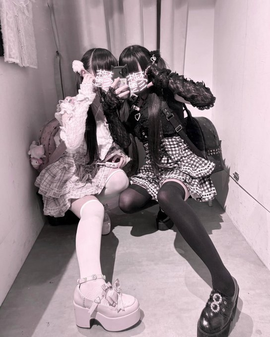 なな tweet media