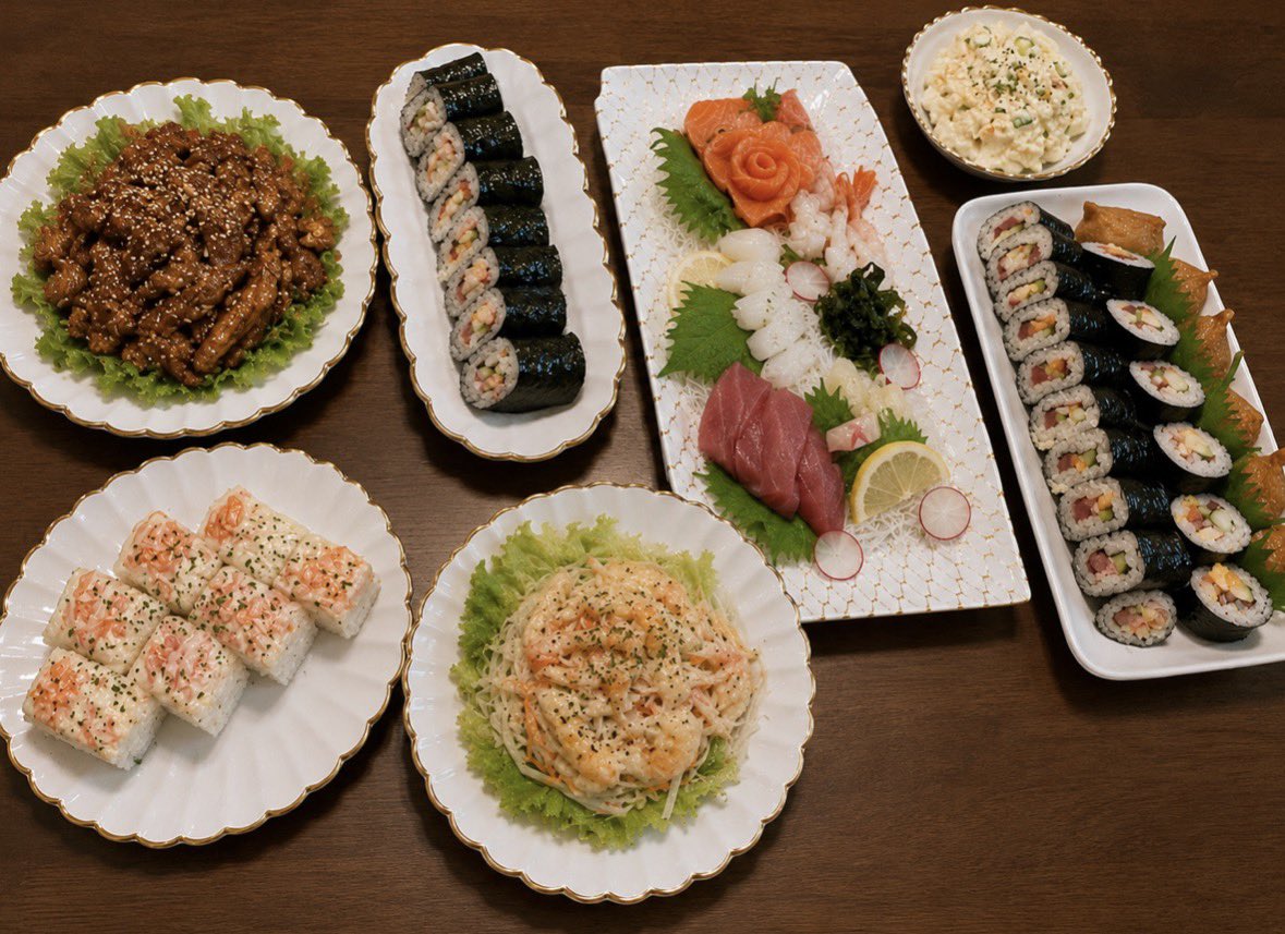 aicha_spoon's tweet photo. ばーちゃんちでごはん https://t.co/zp1HBN6yDH