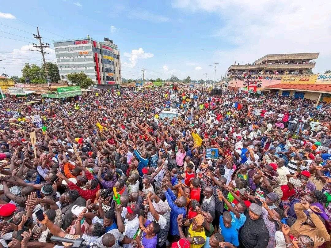 Mabonga_254's tweet photo. Last Sunday during the Linda Mwananchi Rally in Kimilili, the people of Kimilili came out in large numbers. They roared🫡

I was right there in my signature shirt full of emotions as I see our people have gradually shifted from politics of tokenism.

As HE. David Maraga has always said, 2027 is our to bring change, it will be tragedy if we allow William Ruto to get another term.

My request is that the opposition (those with similar values) unite to get this done.

We are forming the next government.
